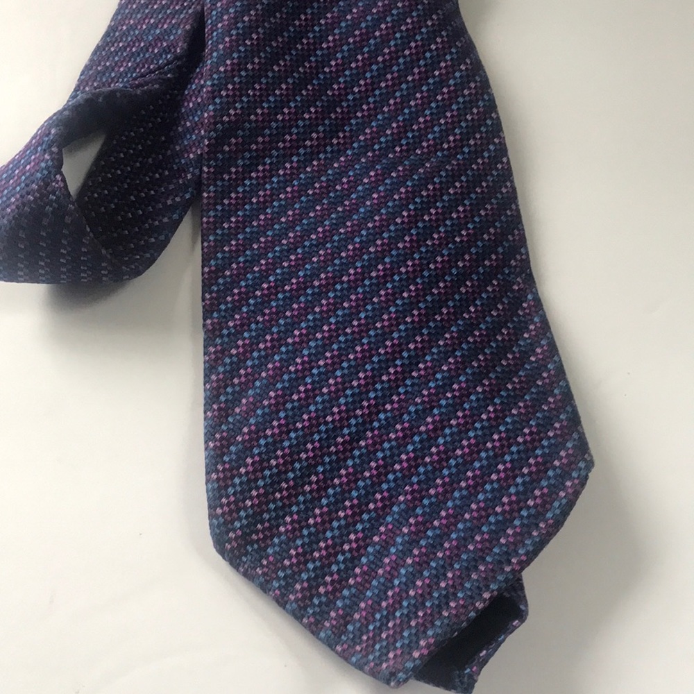 Andre Valentino Men’s Tie 100% Silk Made in USA Pink, Purple, Navy, Light Blue